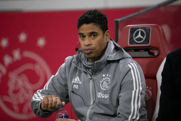Ajax opzoek naar nieuwe assistent-trainer: Tien mogelijke kandidaten op een rij